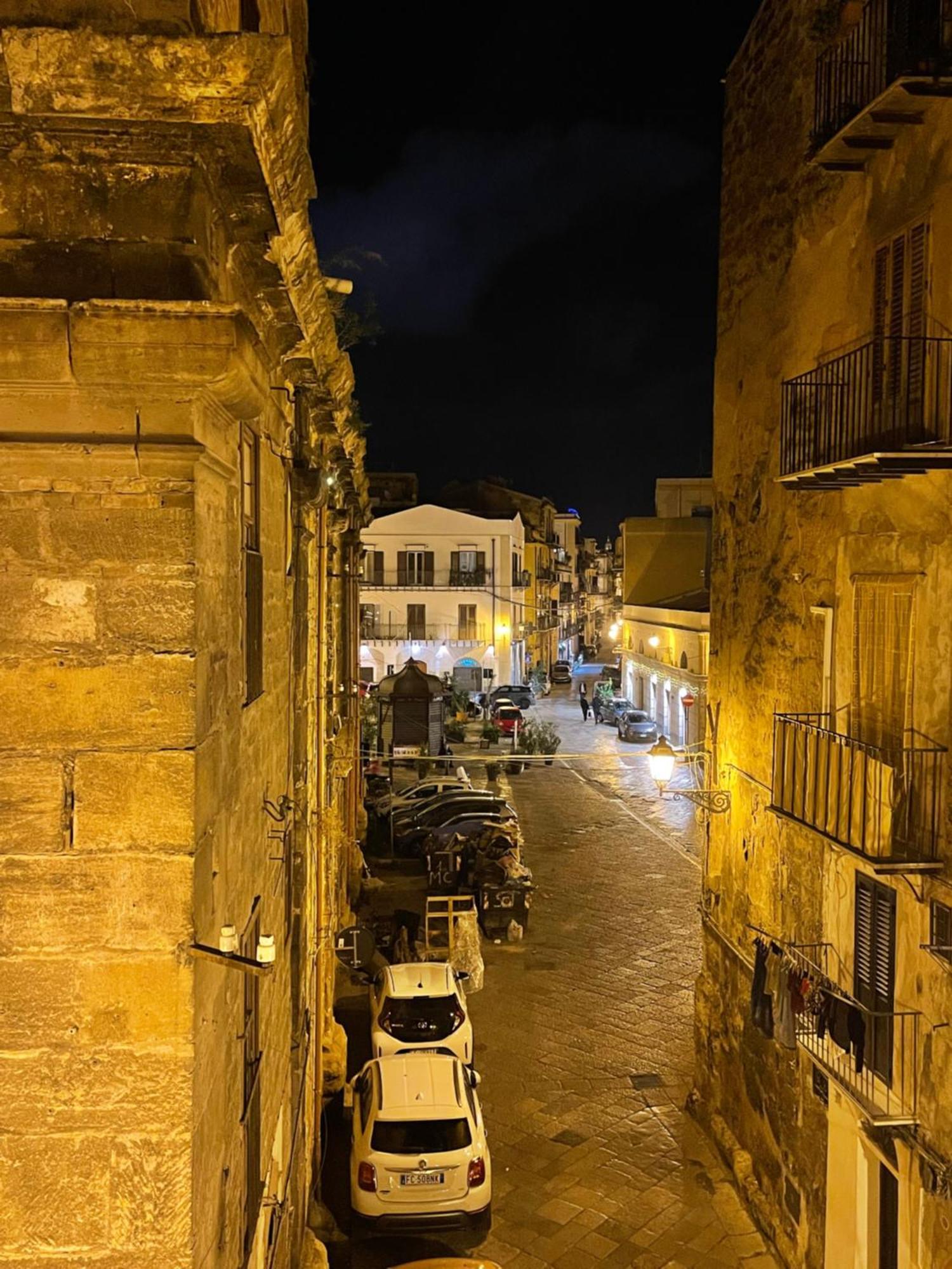 Shallah Apartment Nel Cuore Del Centro Storico Di باليرمو المظهر الخارجي الصورة